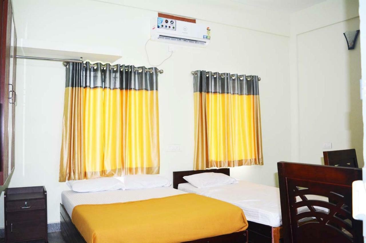 Jippus Galaxy Budget Air Port Hotel Kochi Zewnętrze zdjęcie