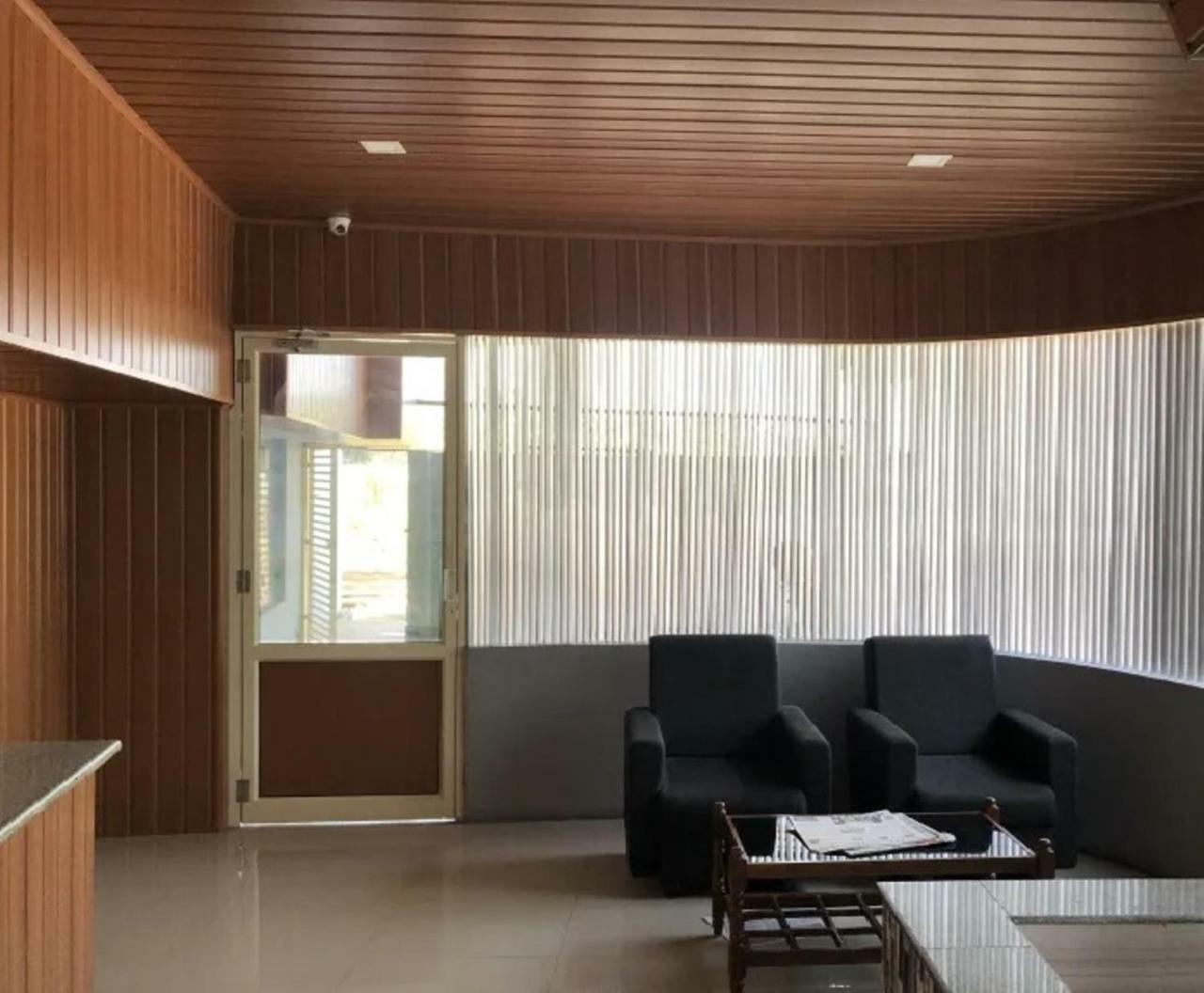 Jippus Galaxy Budget Air Port Hotel Kochi Zewnętrze zdjęcie
