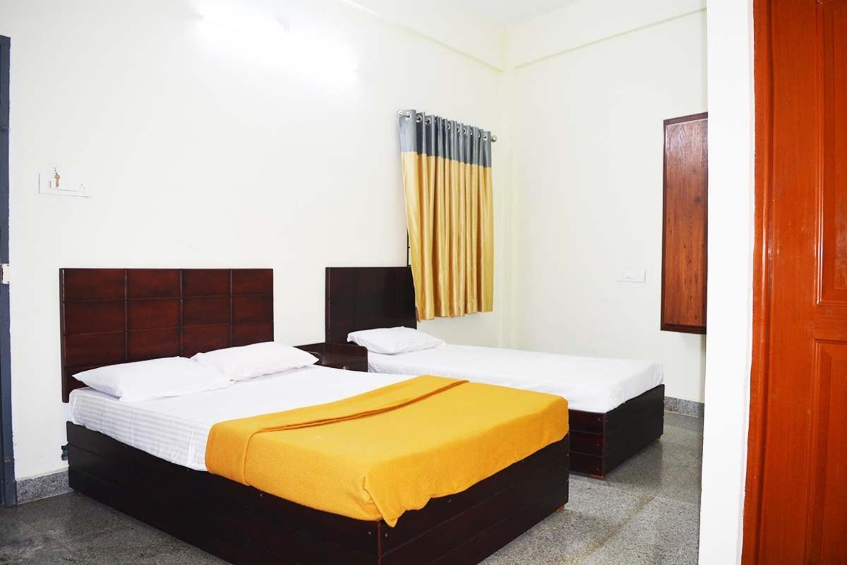 Jippus Galaxy Budget Air Port Hotel Kochi Zewnętrze zdjęcie